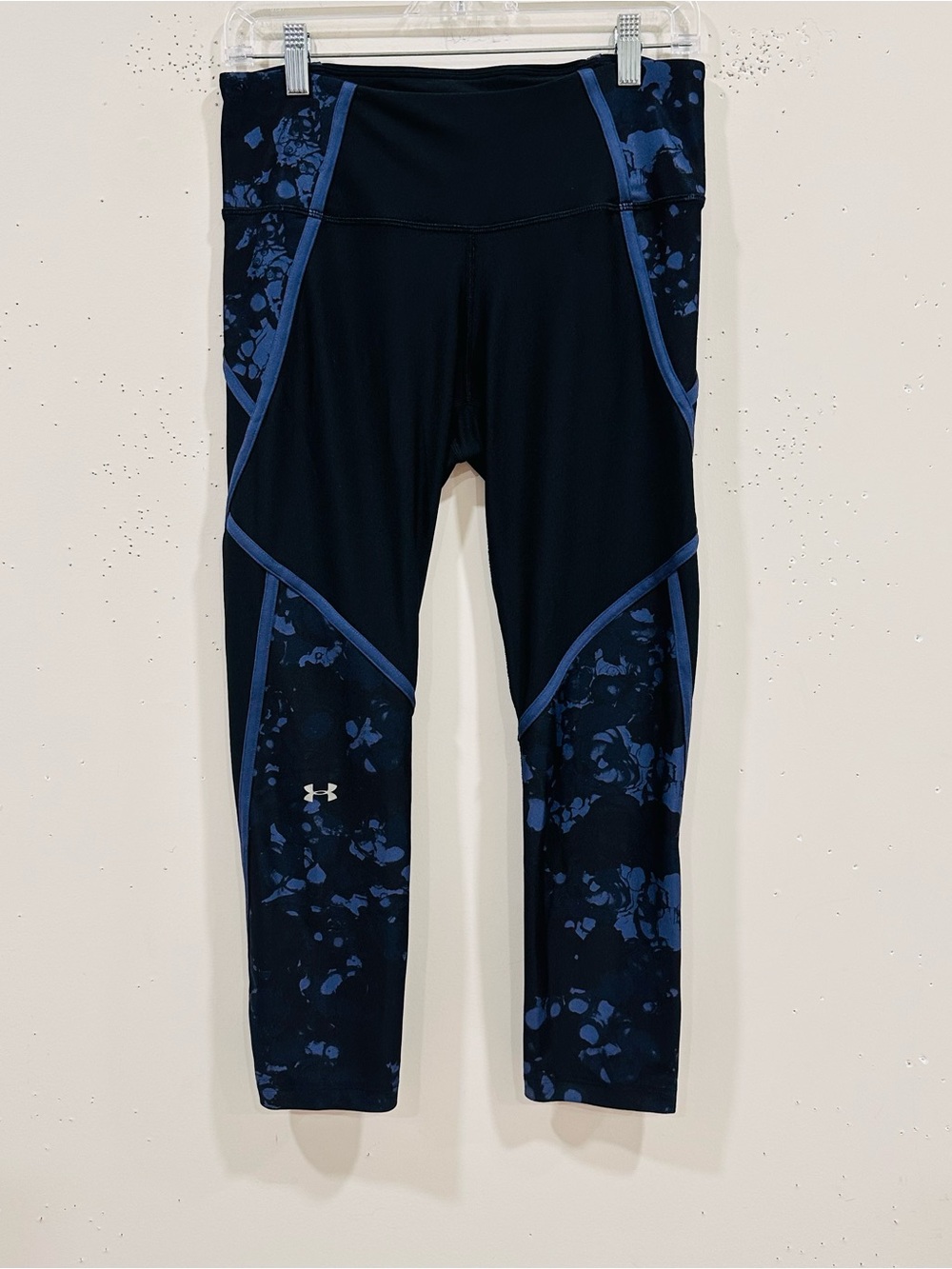 Under Armour Leggings Women’s Size L  Compression Yoga Activewear Heatgear